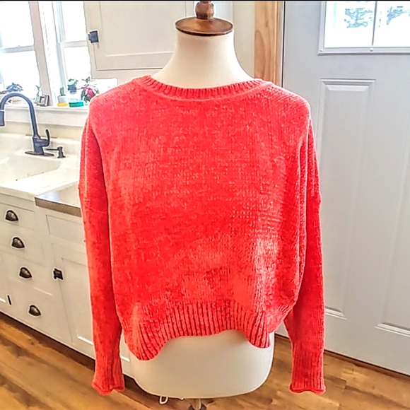 Romeo Juliet Couture Neon Orange Crop 